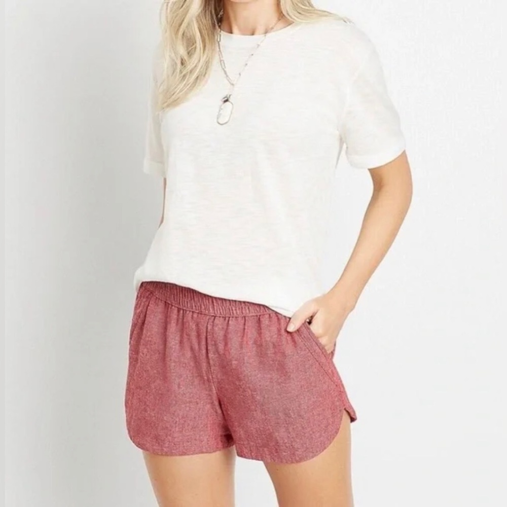 Maurices Red Linen Blend Pocket Dolphin 3.5” Shorts